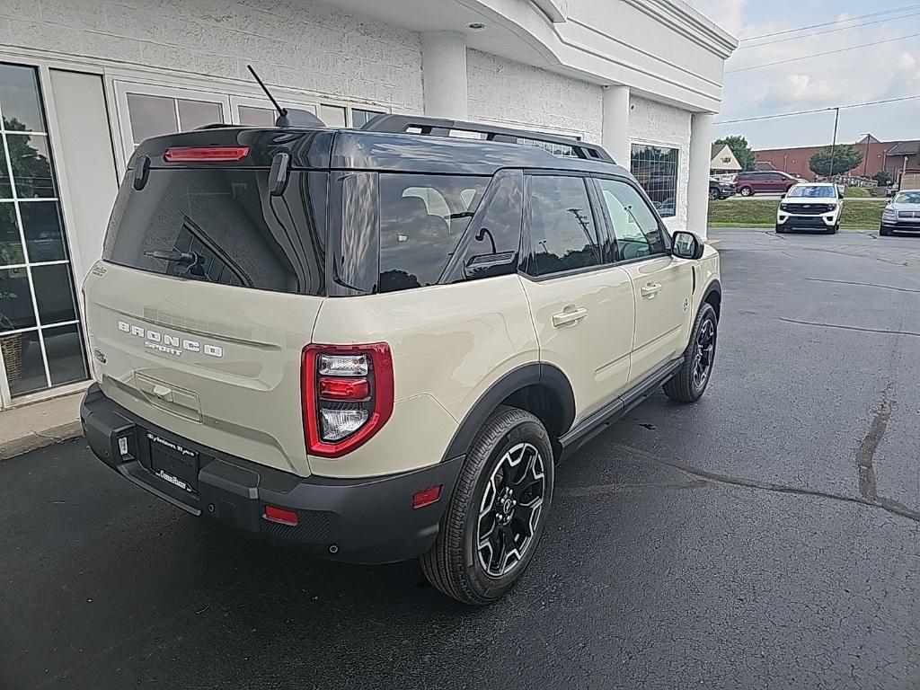 new 2025 Ford Bronco Sport car, priced at $33,584
