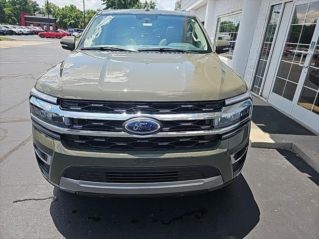 used 2024 Ford Expedition car, priced at $57,998