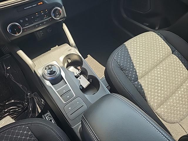 new 2025 Ford Escape car, priced at $27,008