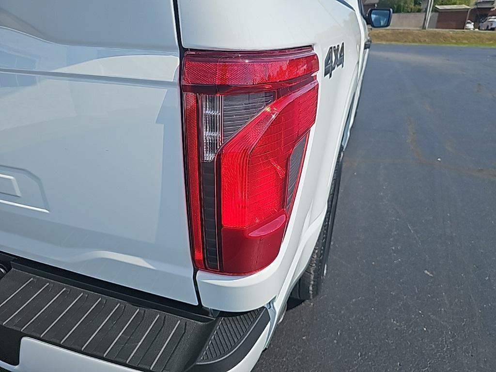 new 2025 Ford F-150 car, priced at $45,092