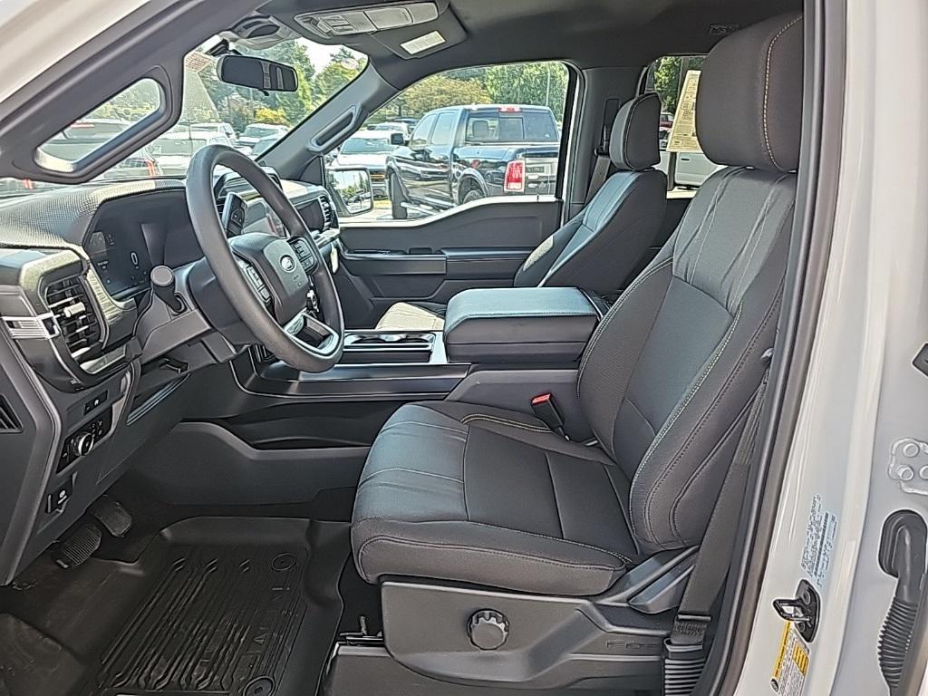 new 2025 Ford F-150 car, priced at $45,092