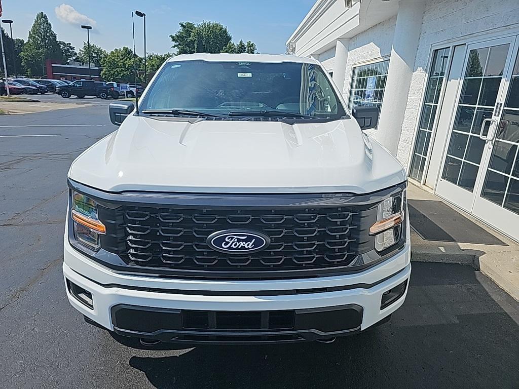 new 2025 Ford F-150 car, priced at $45,092