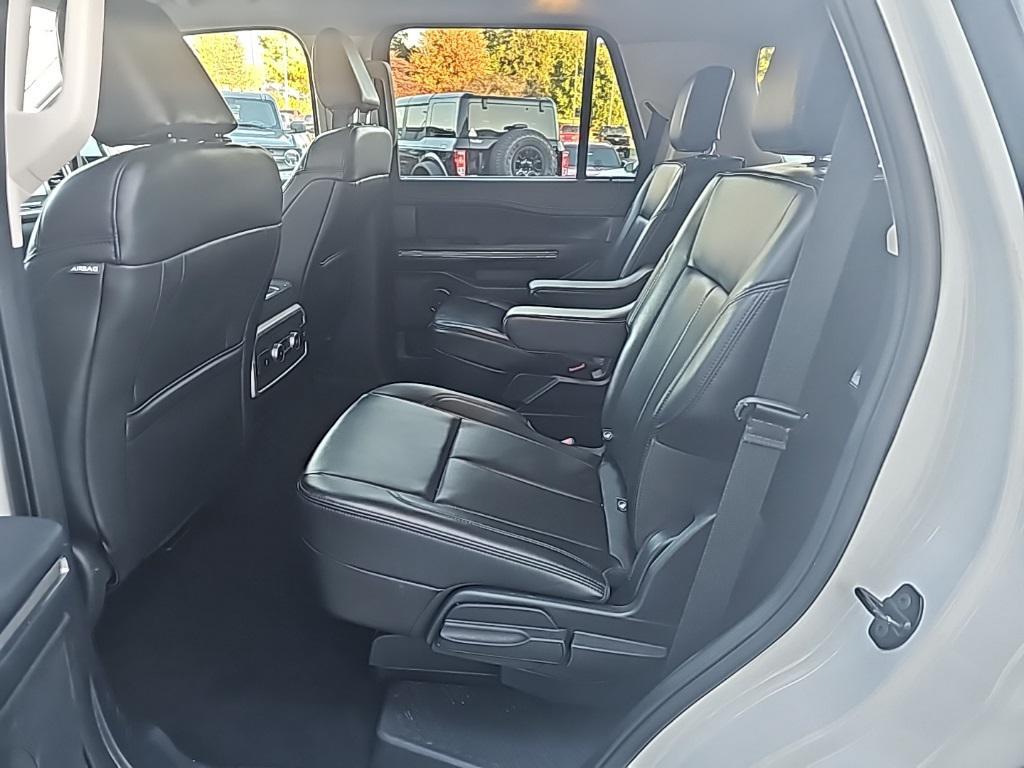 used 2024 Ford Expedition car, priced at $44,998
