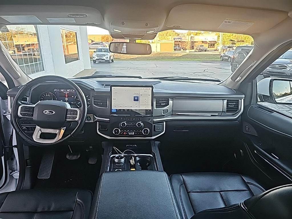 used 2024 Ford Expedition car, priced at $44,998