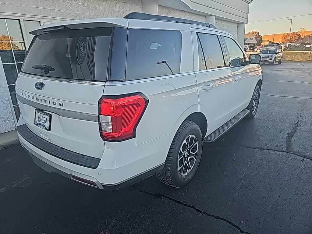 used 2024 Ford Expedition car, priced at $44,998
