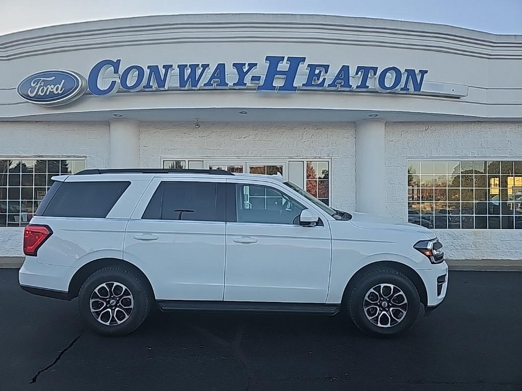 used 2024 Ford Expedition car, priced at $44,998