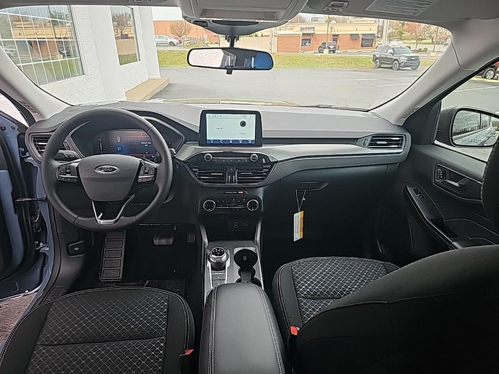 new 2025 Ford Escape car, priced at $25,554