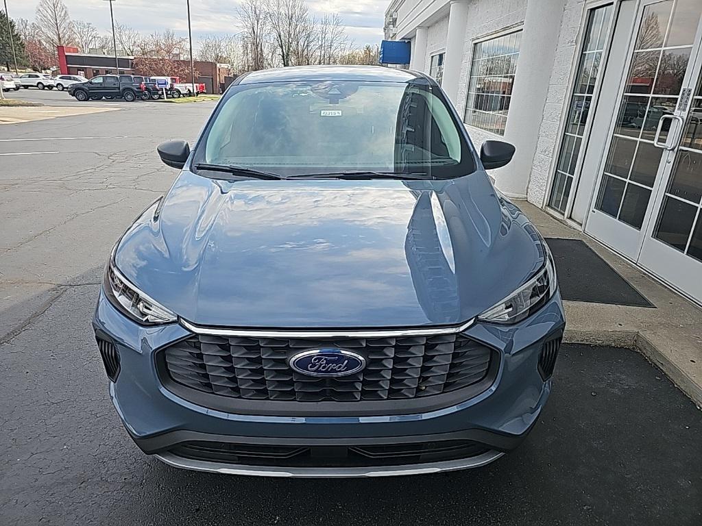 new 2025 Ford Escape car, priced at $25,554