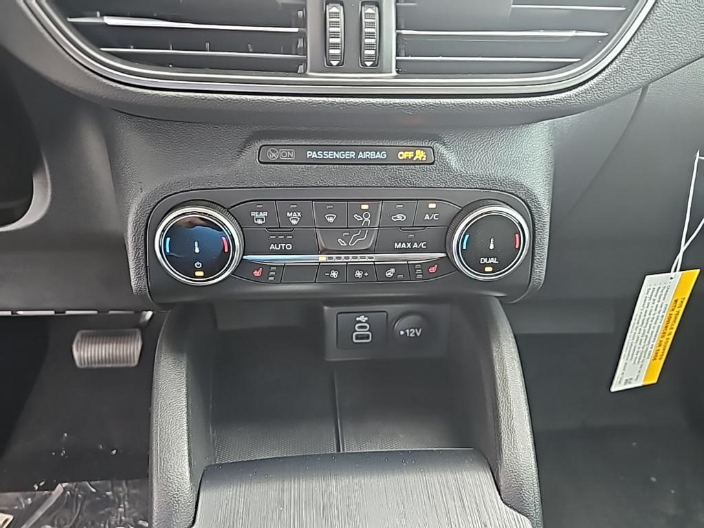 new 2025 Ford Escape car, priced at $25,554