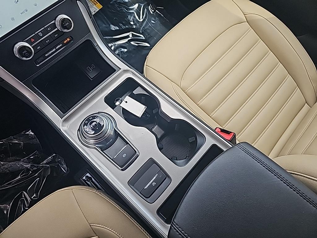 used 2024 Ford Edge car, priced at $26,574