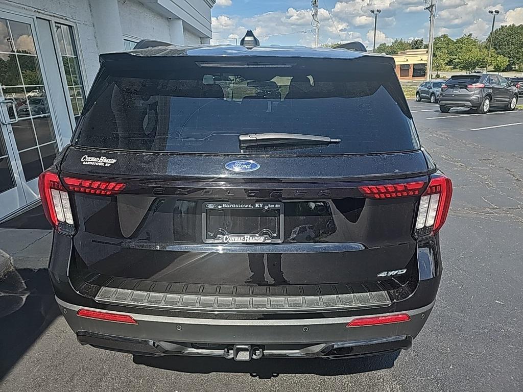 used 2025 Ford Explorer car, priced at $37,998
