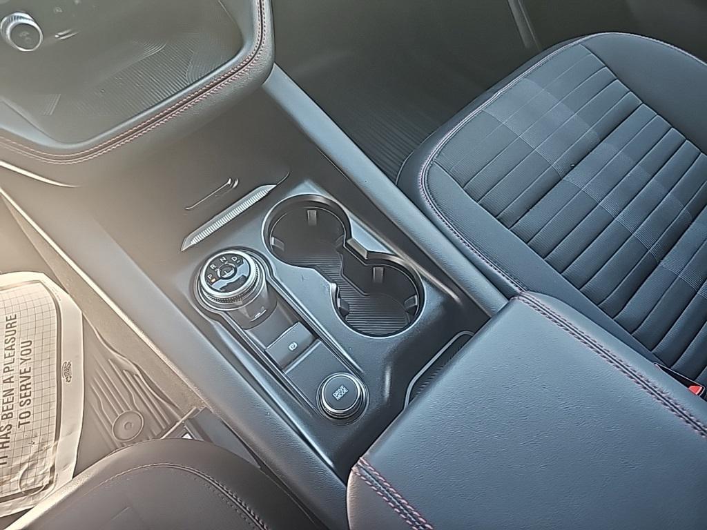 used 2025 Ford Explorer car, priced at $37,998