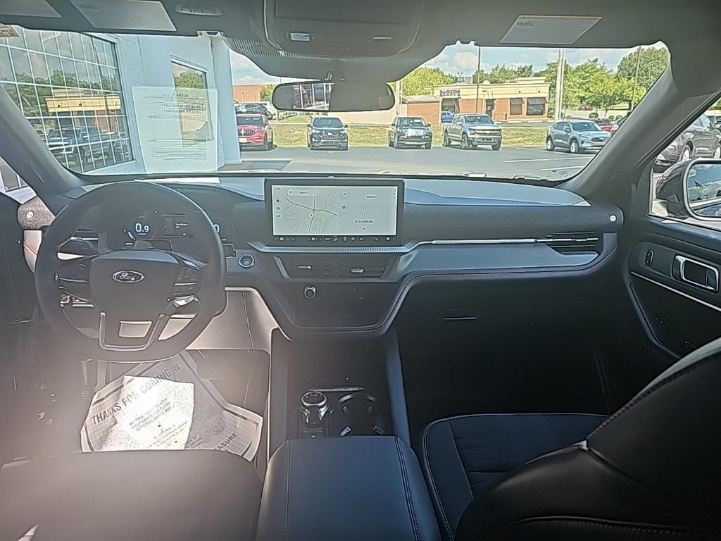used 2025 Ford Explorer car, priced at $37,998