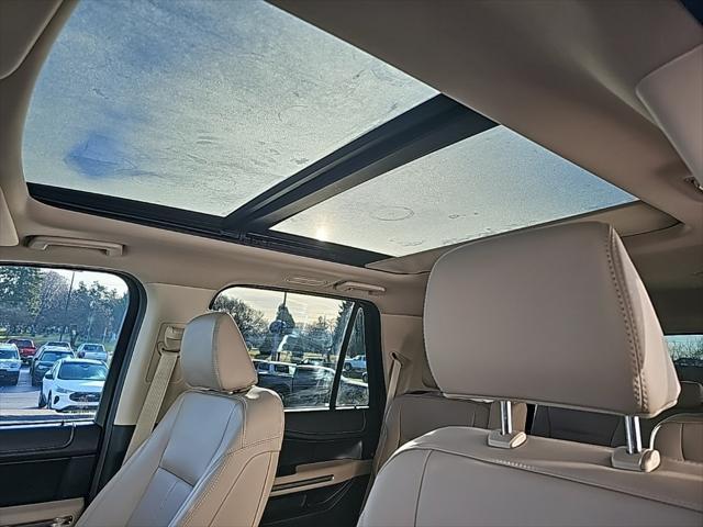 used 2024 Ford Expedition car, priced at $56,301