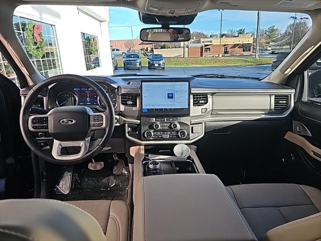 used 2024 Ford Expedition car, priced at $56,301