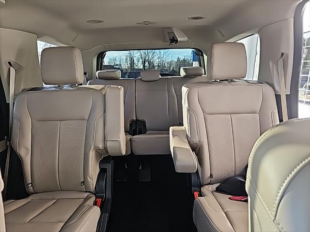 used 2024 Ford Expedition car, priced at $56,301