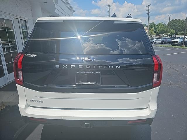 new 2025 Ford Expedition car, priced at $71,875