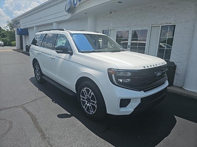 new 2025 Ford Expedition car, priced at $71,875