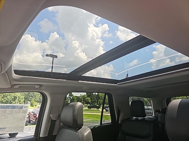 new 2025 Ford Expedition car, priced at $71,875