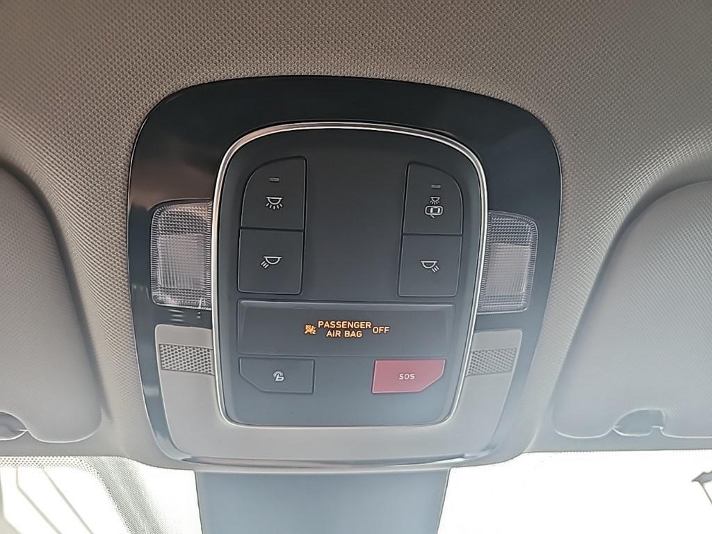 used 2023 Hyundai Santa Fe car, priced at $20,908