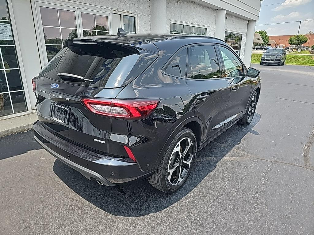 used 2024 Ford Escape car, priced at $24,998