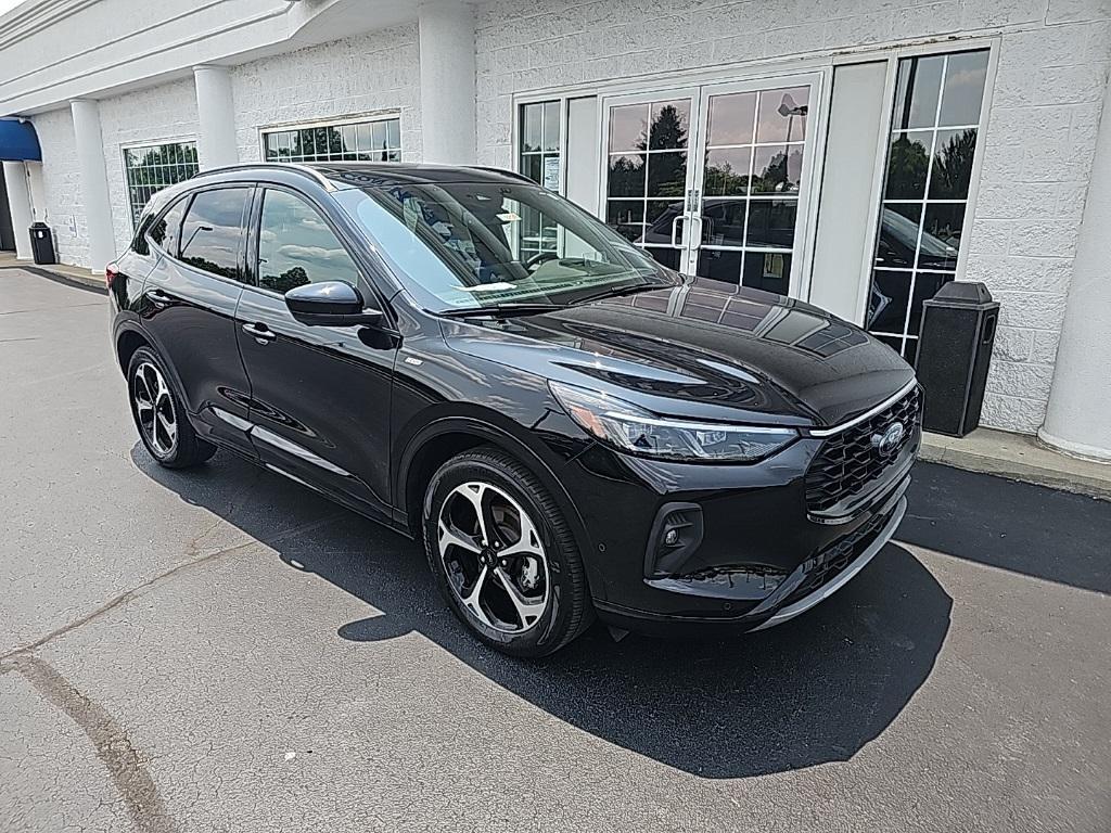 used 2024 Ford Escape car, priced at $24,998