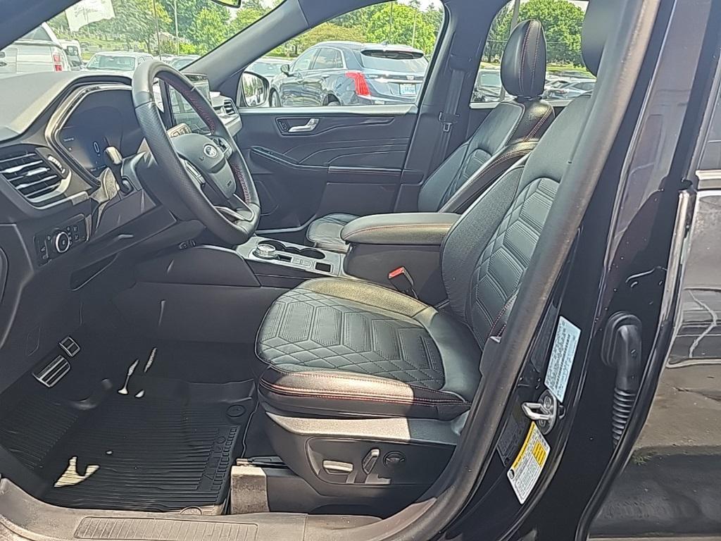 used 2024 Ford Escape car, priced at $24,998