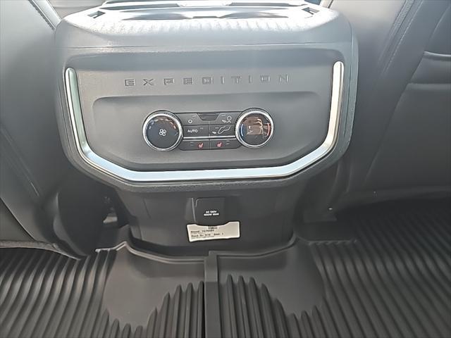 new 2025 Ford Expedition Max car, priced at $84,178