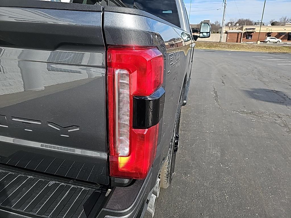 new 2025 Ford F-250 car, priced at $83,200