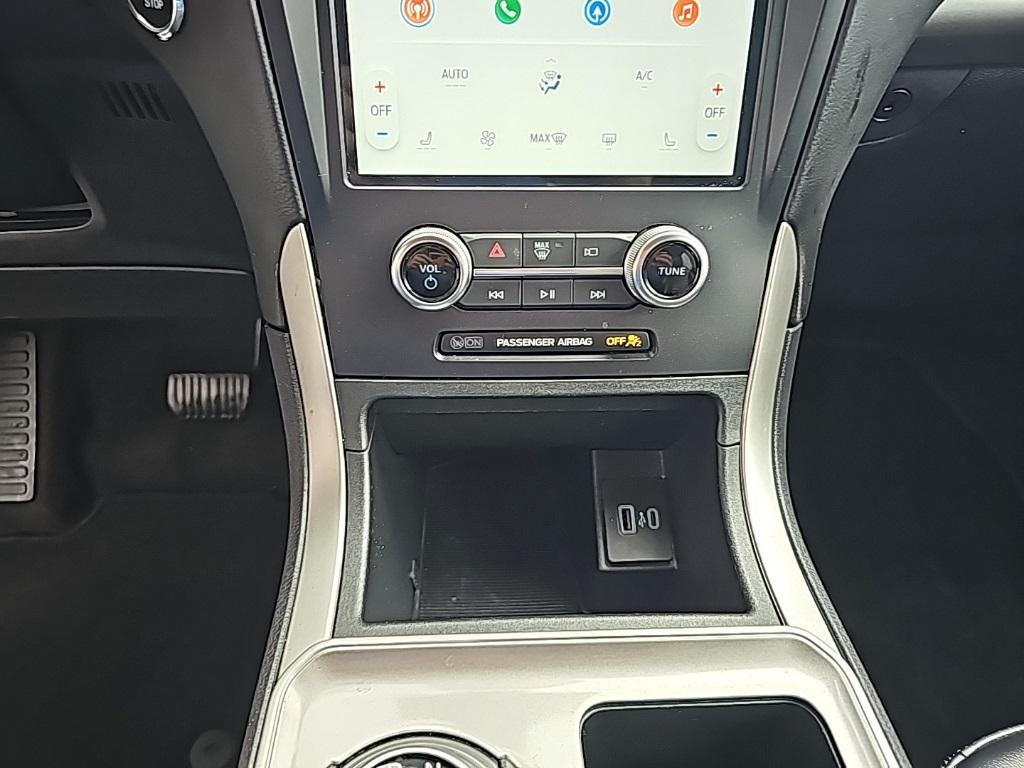 used 2024 Ford Edge car, priced at $25,849