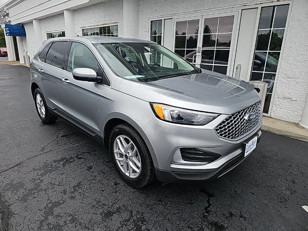 used 2024 Ford Edge car, priced at $25,849