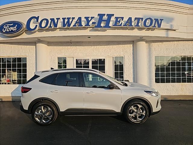 new 2025 Ford Escape car, priced at $28,867