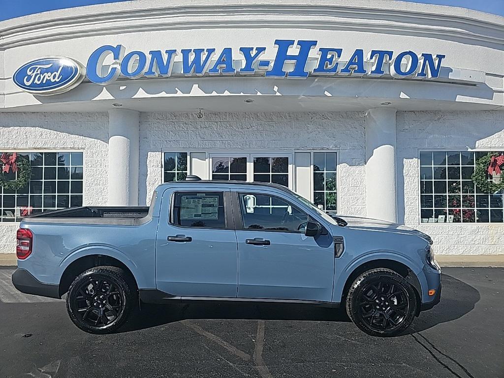 new 2025 Ford Maverick car, priced at $37,016