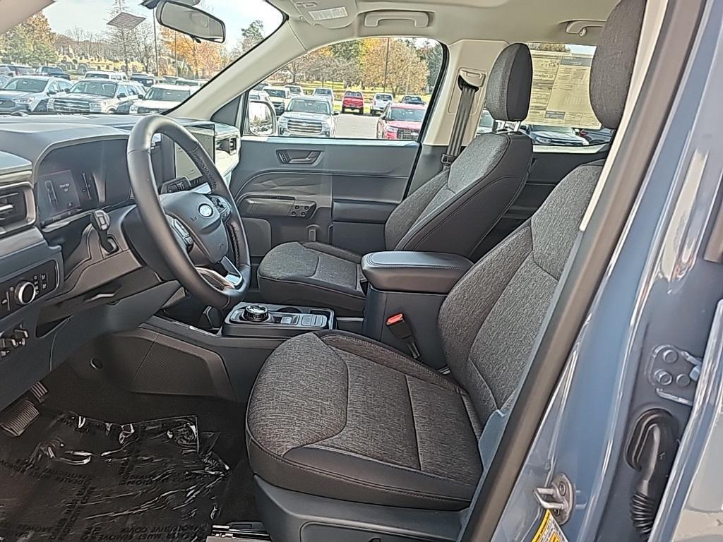 new 2025 Ford Maverick car, priced at $37,016