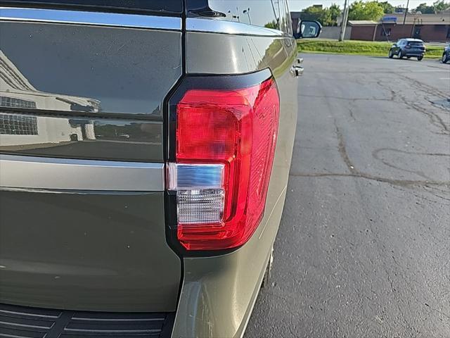used 2024 Ford Expedition car, priced at $53,998