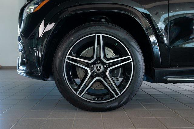 new 2025 Mercedes-Benz GLS 450 car, priced at $103,695