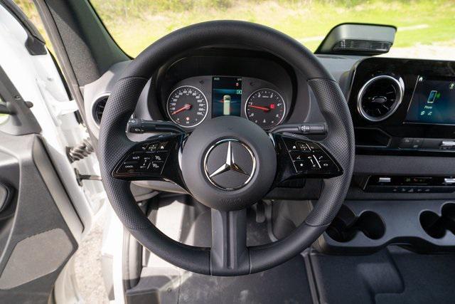 new 2025 Mercedes-Benz Sprinter 2500 car, priced at $65,956