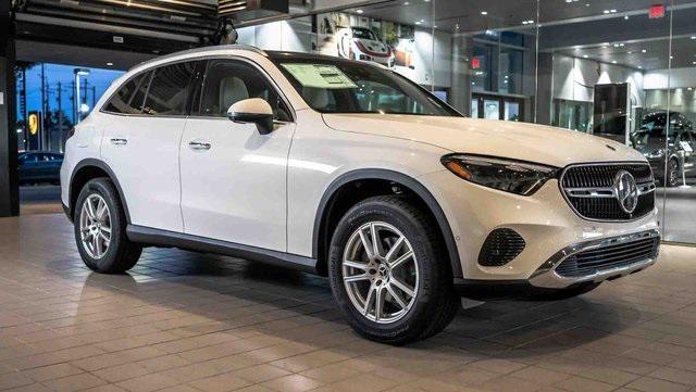 new 2025 Mercedes-Benz GLC 300 car, priced at $60,600