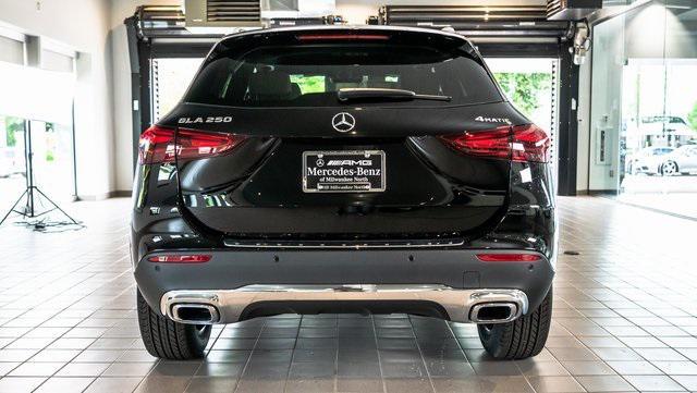 new 2025 Mercedes-Benz GLA 250 car, priced at $48,120