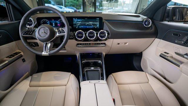 new 2025 Mercedes-Benz GLA 250 car, priced at $51,055