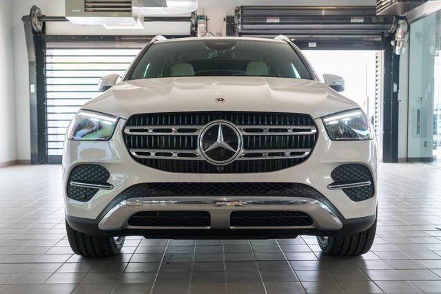 new 2025 Mercedes-Benz GLE 450 car, priced at $73,745