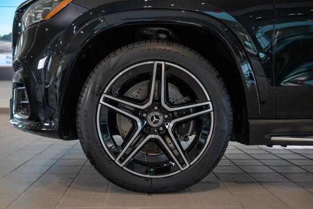 new 2025 Mercedes-Benz GLS 450 car, priced at $102,095