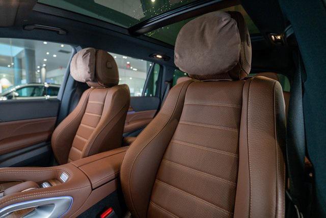 new 2025 Mercedes-Benz GLS 450 car, priced at $102,095