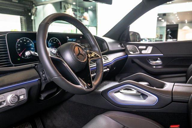 new 2025 Mercedes-Benz GLS 450 car, priced at $94,325