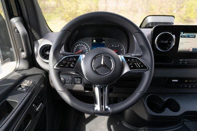 new 2025 Mercedes-Benz Sprinter 2500 car, priced at $89,134
