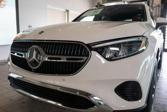 new 2025 Mercedes-Benz GLC 350e car, priced at $67,845