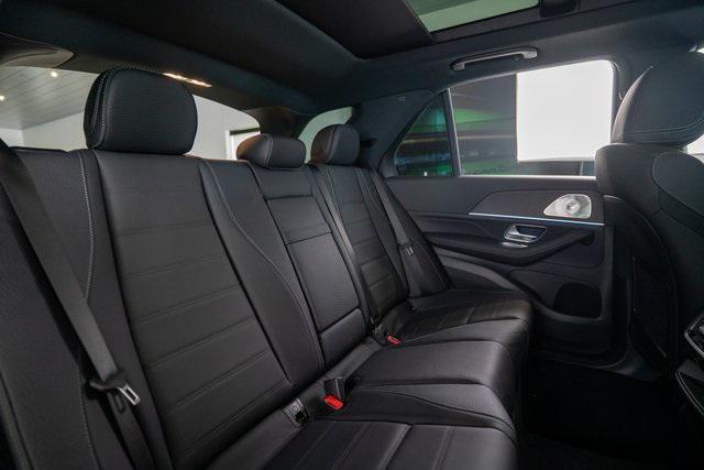new 2025 Mercedes-Benz GLE 580 car, priced at $94,945