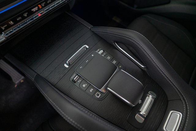 new 2025 Mercedes-Benz GLE 580 car, priced at $94,945