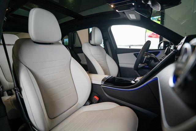 new 2025 Mercedes-Benz GLC 300 car, priced at $64,205