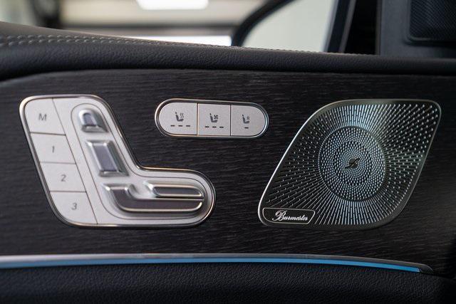 new 2025 Mercedes-Benz GLS 580 car, priced at $122,455